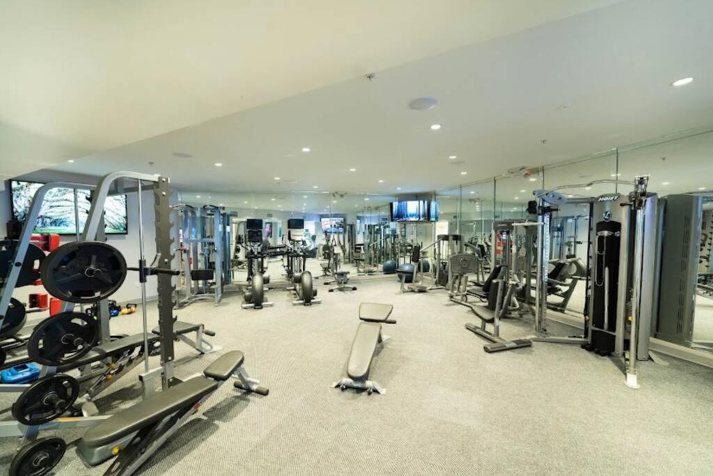 Your Warm Spacious Unit With Pool - Medical Center Houston Bagian luar foto